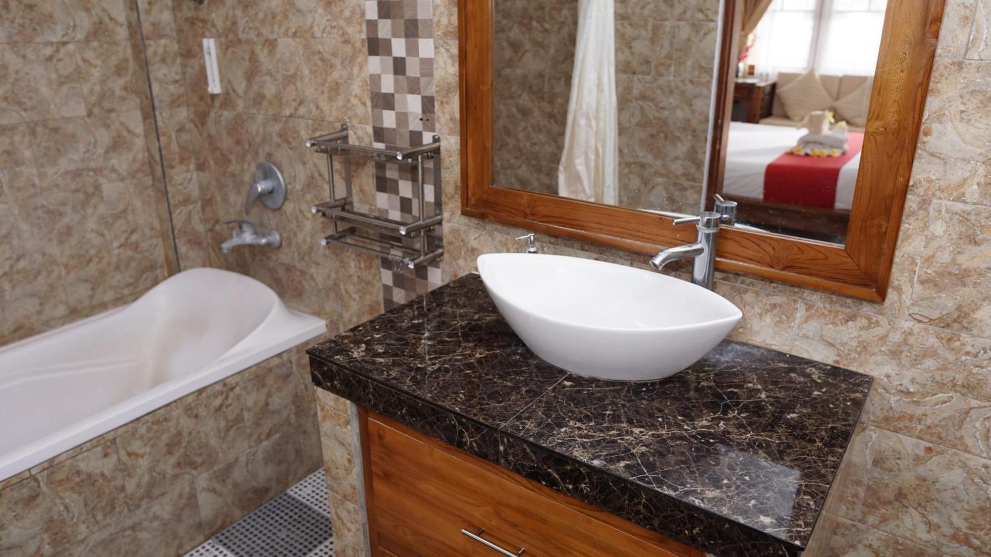 Grand Raka Homestay Lovina Exteriör bild